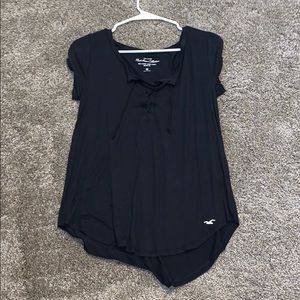 Black Hollister shirt